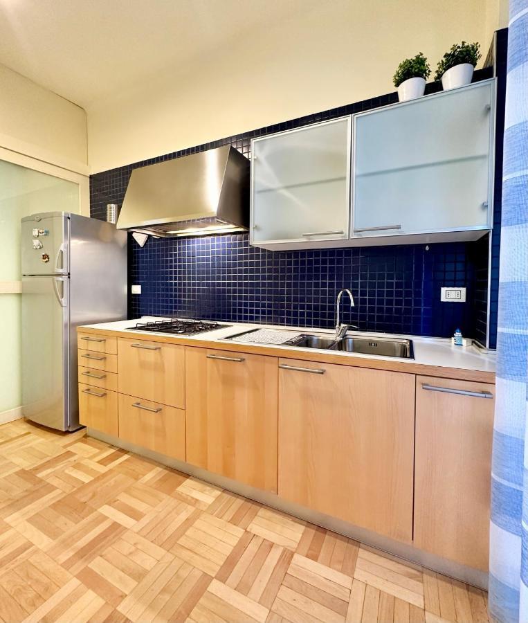 Hostdomus - Casa Corallo Alassio Esterno foto